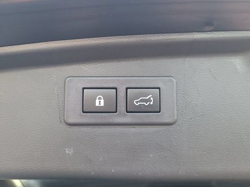 Certified 2025 Subaru Outback Limited AWD/4WD image 16