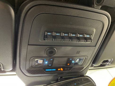 Used 2022 Ford Bronco Black Diamond AWD/4WD image 30
