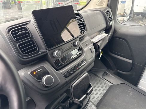 Used 2024 RAM ProMaster 3500 w/ Delivery Van Package image 6