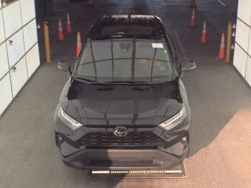 Used 2024 Toyota RAV4 XLE Premium image 2