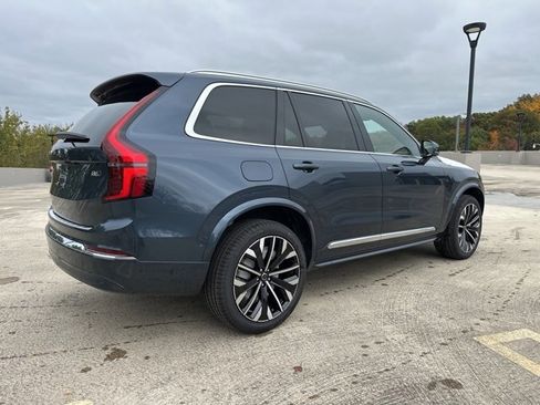 New 2026 Volvo XC90 B6 Plus w/ Protection Package Premier image 7