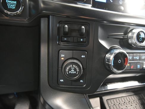 New 2025 Ford F150 Lariat w/ Equipment Group 502A High image 14