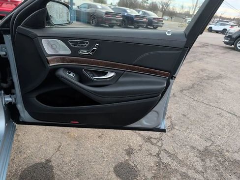 Used 2016 Mercedes-Benz S 550 4MATIC Sedan image 13