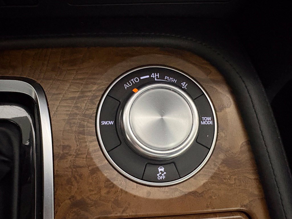 Used 2023 Nissan Armada SL w/ Captain's Chairs Package AWD/4WD image 32