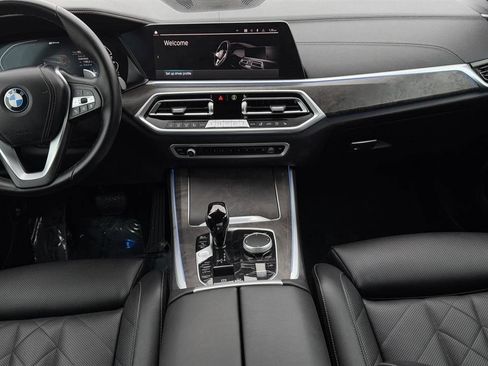 Used 2023 BMW X5 xDrive45e image 29