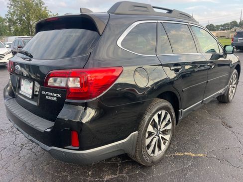 Used 2017 Subaru Outback 2.5i Limited AWD/4WD image 7