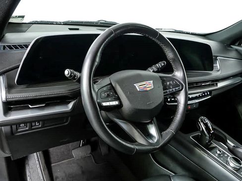 Used 2024 Cadillac XT4 Premium Luxury AWD/4WD image 4