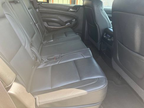 Used 2015 Chevrolet Tahoe LT w/ Luxury Package RWD image 13