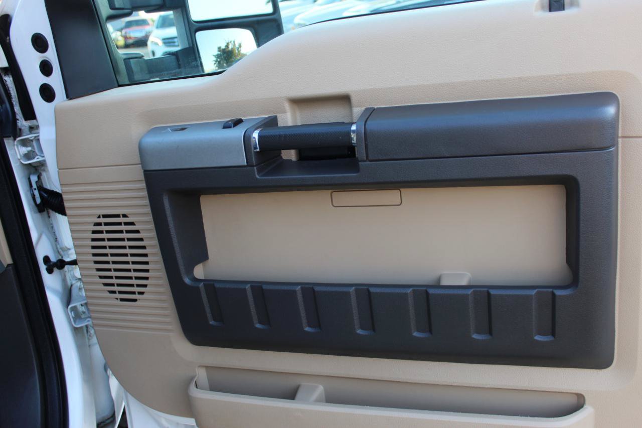 Used 2015 Ford F250 Lariat w/ Lariat Interior Package AWD/4WD image 19