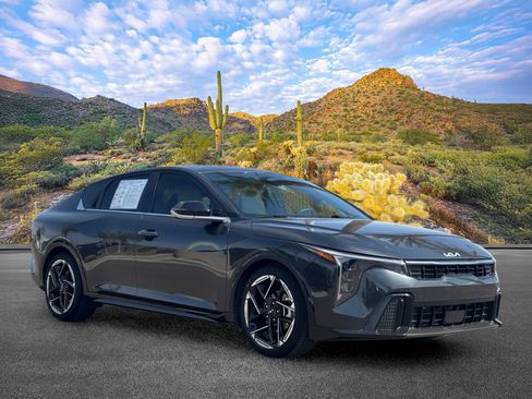 Certified 2025 Kia K4 GT-Line w/ GT-Line Premium Package FWD image 2