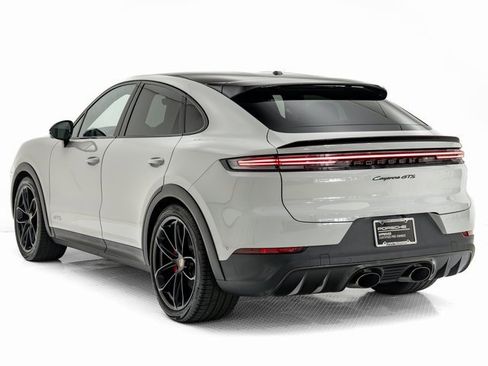 Used 2025 Porsche Cayenne GTS image 3