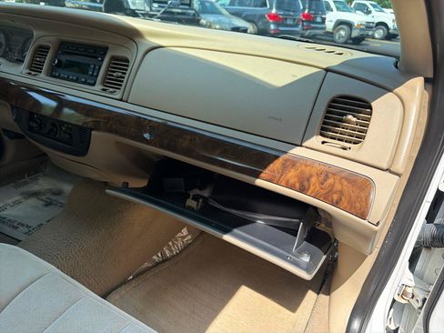 Used 2008 Mercury Grand Marquis GS RWD image 33
