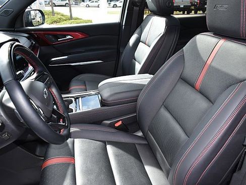 Certified 2024 Chevrolet Traverse RS w/ LPO, Floor Liner Package image 11