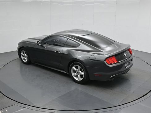 Certified 2017 Ford Mustang Coupe RWD image 39