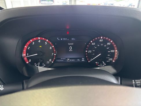 Used 2026 Nissan Frontier PRO-4X AWD/4WD image 41