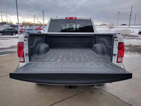 Used 2016 RAM 1500 Outdoorsman image 12