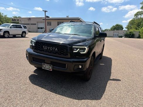 Used 2022 Toyota Sequoia TRD Pro AWD/4WD image 6