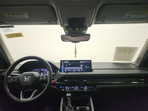 Used 2024 Honda Accord Touring image 30