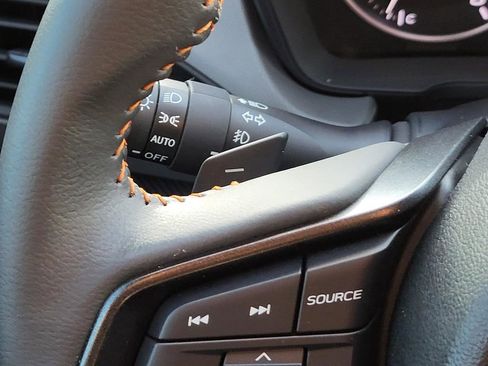 Certified 2025 Subaru Crosstrek 2.5i Limited w/ Crosstrek Mirror Package image 28