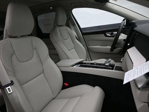 New 2026 Volvo XC60 T8 Ultra w/ Protection Package Premier AWD/4WD image 37