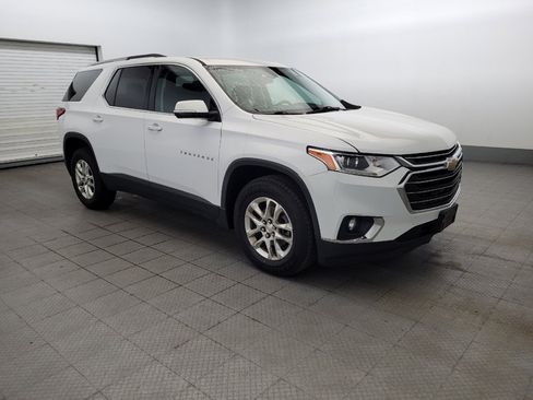 Used 2018 Chevrolet Traverse LT FWD image 11