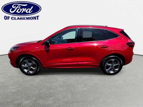 Used 2024 Ford Escape ST-Line w/ Tech Pack #1 AWD/4WD image 5