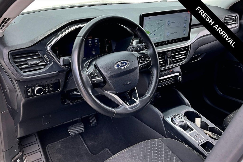 Used 2023 Ford Escape Active w/ Tech Pack #1 FWD image 11