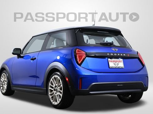 Certified 2025 MINI Cooper S image 5