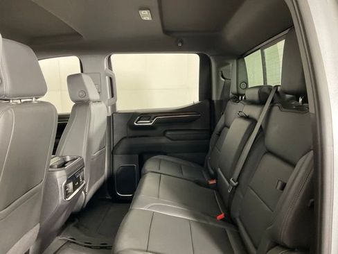 Used 2024 GMC Sierra 1500 SLT w/ SLT Premium Plus Package AWD/4WD image 36