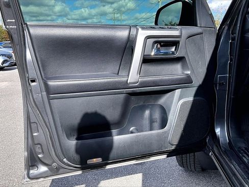 Used 2016 Toyota 4Runner 2WD image 13