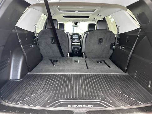 Used 2019 Chevrolet Traverse LT w/ LT Premium Package image 19