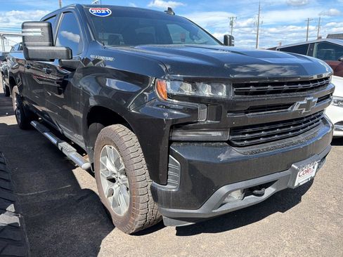 Used 2021 Chevrolet Silverado 1500 RST w/ Convenience Package II AWD/4WD image 2