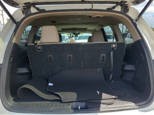 Used 2017 Honda Pilot EX-L image 9