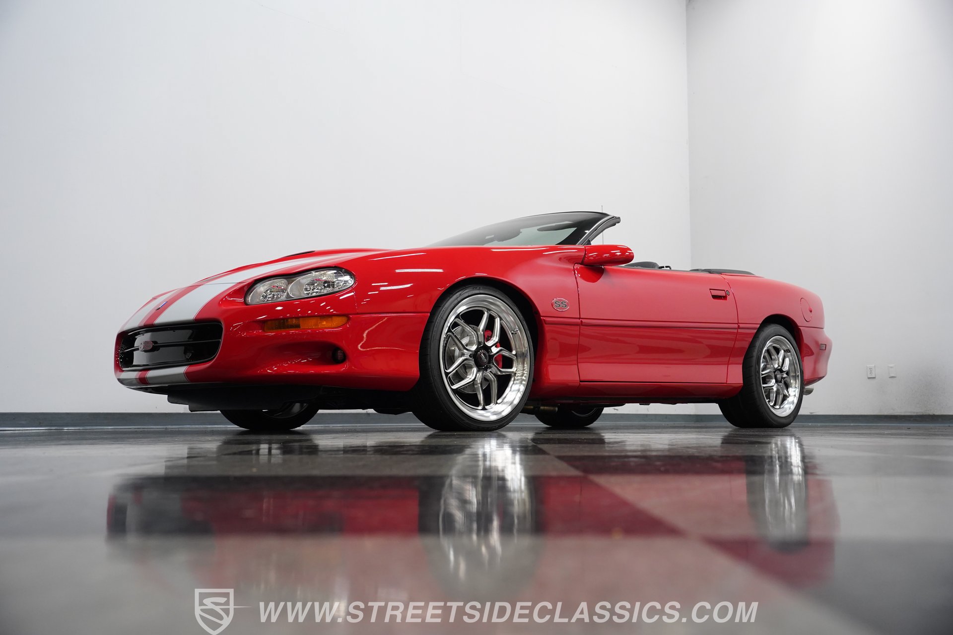 Used 2002 Chevrolet Camaro Z28 w/ SS Performance/Appearance Pkg RWD image 20