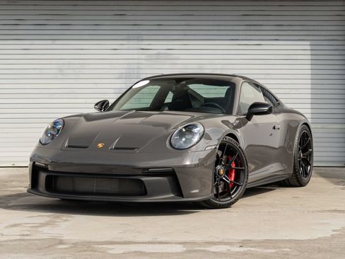 Certified 2022 Porsche 911 GT3 RWD image 1