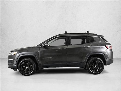 Used 2019 Jeep Compass Latitude AWD/4WD image 9