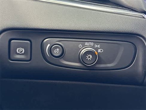 Used 2020 Buick Enclave Avenir w/ Avenir Technology Package image 41