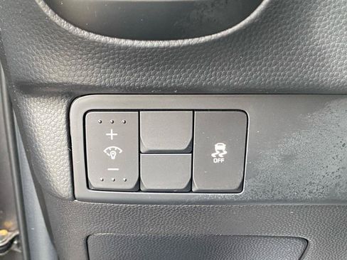 Used 2018 Kia Soul FWD image 15