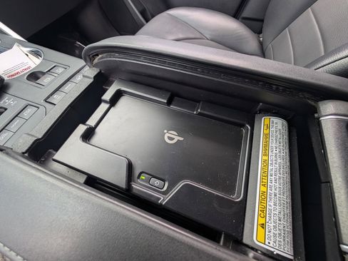 Used 2021 Toyota Highlander XLE image 35