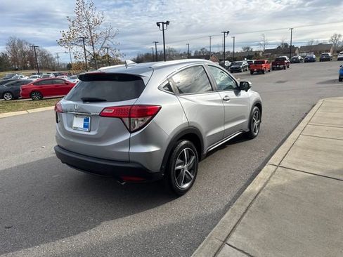 Used 2021 Honda HR-V EX-L image 4