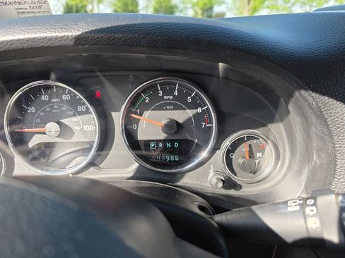 Used 2014 Jeep Wrangler Sport w/ Connectivity Group AWD/4WD image 21