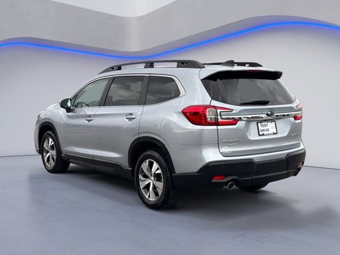 Used 2025 Subaru Ascent Premium AWD/4WD image 3