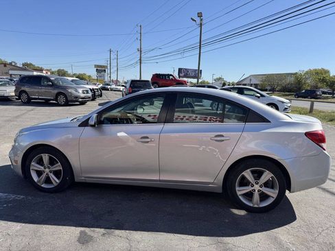 Used 2016 Chevrolet Cruze LT image 3