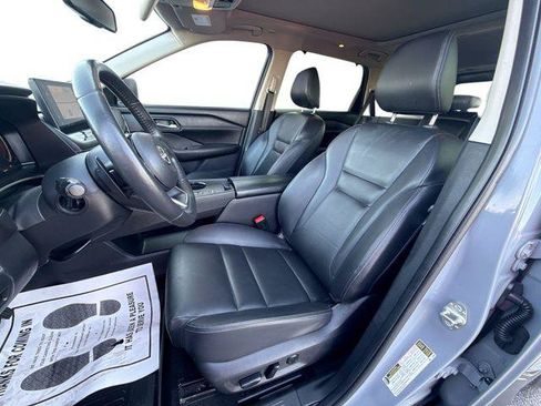 Used 2024 Nissan Rogue SL w/ SL Premium Package FWD image 13