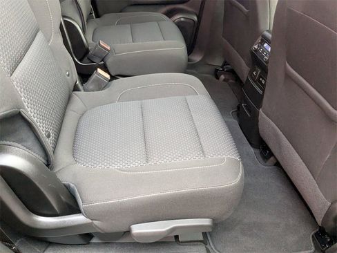 Certified 2023 GMC Acadia SLE w/ Driver Convenience Package image 26