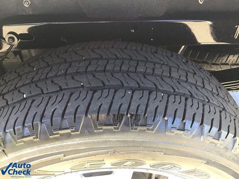 Used 2022 Chevrolet Colorado LT w/ Fleet Safety Package image 41