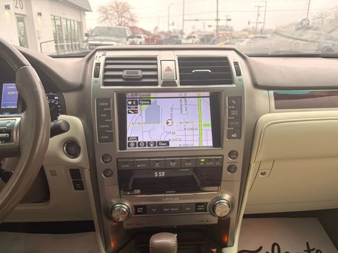 Used 2017 Lexus GX 460 Premium AWD/4WD image 21