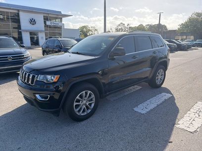 Used 2021 Jeep Grand Cherokee Laredo