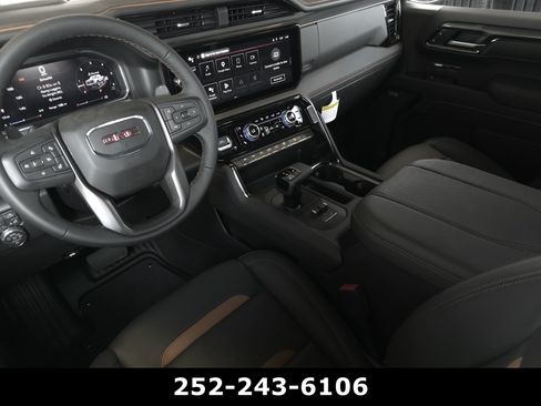 Used 2026 GMC Sierra 1500 AT4 w/ AT4 Premium Package AWD/4WD image 13