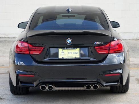 Used 2018 BMW M4 Coupe RWD image 43